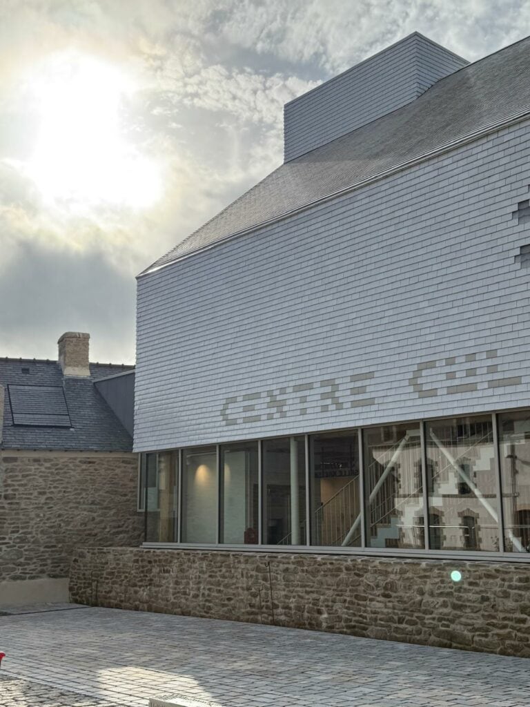 WhatsApp Image 2025-10-02 at 13.30.13